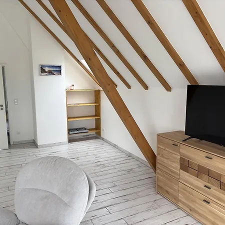 Haus Peenestrom شقة كروزلين